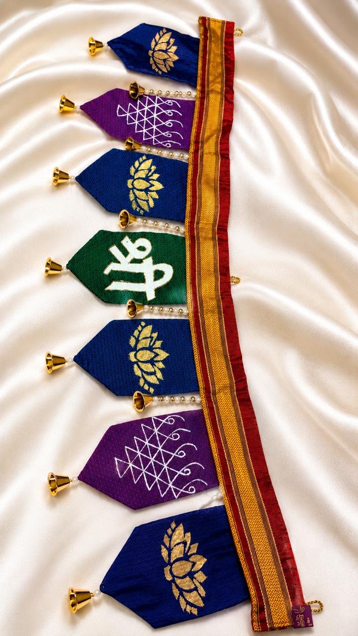 HANDPAINTED KHUN TORAN